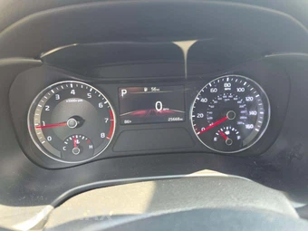 2024 Kia Forte LXS - miniatura 9