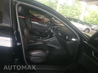 2024 Kia K5 GT - miniatura 8