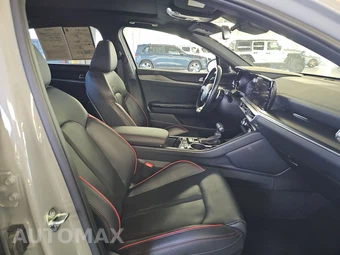2024 Kia K5 GT - miniatura 8