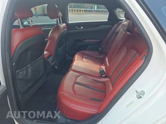 2024 Kia K5 GT-Line - miniatura 13
