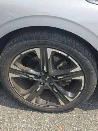 2024 Kia K5 GT-Line - miniatura 25
