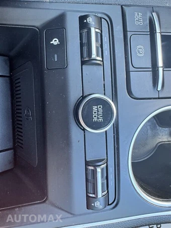 2024 Kia K5 GT-Line - miniatura 17