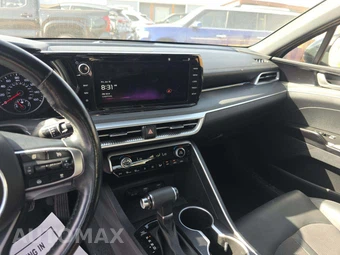 2024 Kia K5 GT-Line - miniatura 10
