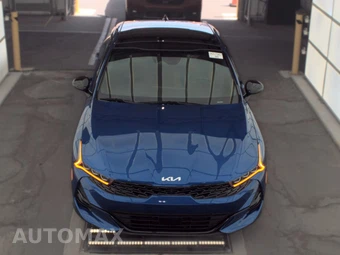 2024 Kia K5 GT-Line - miniatura 2