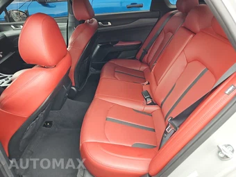 2024 Kia K5 GT-Line - miniatura 13