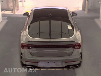 2024 Kia K5 GT-Line - miniatura 5