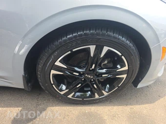 2024 Kia K5 GT-Line - miniatura 9