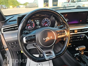 2024 Kia K5 GT-Line – miniatura 10
