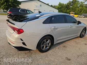 2024 Kia K5 GT-Line – miniatura 4