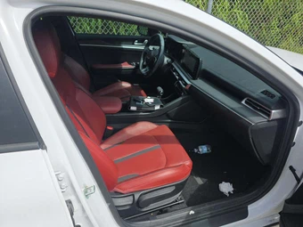 2024 Kia K5 GT-Line - miniatura 18
