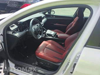 2024 Kia K5 GT-Line - miniatura 6