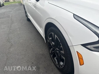 2024 Kia K5 GT-Line - miniatura 13