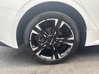 2024 Kia K5 GT-Line - miniatura 46