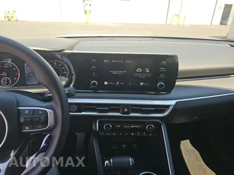2024 Kia K5 LXS - miniatura 11
