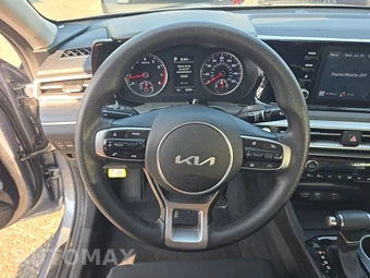 2024 Kia K5 LXS - miniatura 10