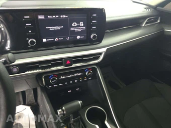 2024 Kia K5 LXS - miniatura 10