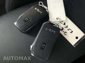 2024 Kia K5 LXS - miniatura 8