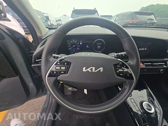 2024 Kia Niro EV Wind - miniatura 10