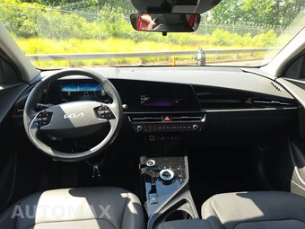 2024 Kia Niro EV Wind - miniatura 11