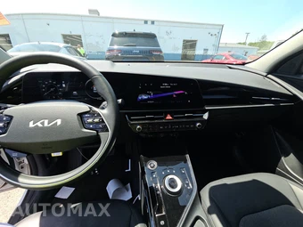 2024 Kia Niro EV Wind – miniatura 41
