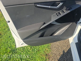 2024 Kia Niro EV Wind – miniatura 9