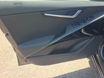 2024 Kia Niro EV Wind - miniatura 9