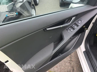 2024 Kia Niro EV Wind - miniatura 9