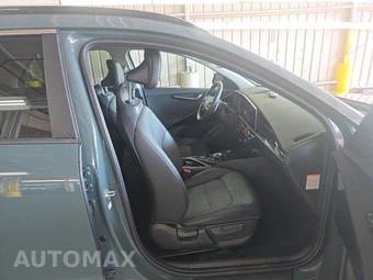 2024 Kia Niro EV Wind – miniatura 8