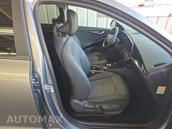 2024 Kia Niro EV Wind – miniatura 8