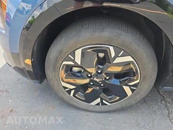 2024 Kia Niro EV Wind - miniatura 17