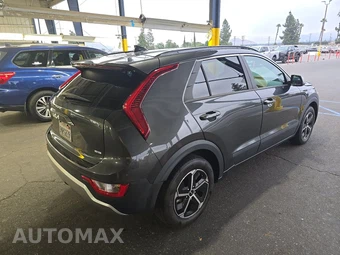 2024 Kia Niro EX - miniatura 4
