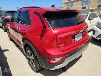 2024 Kia Niro EX - miniatura 6