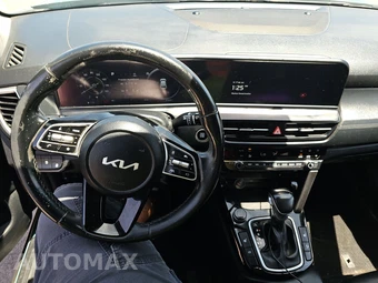 2024 Kia Seltos EX - miniatura 11