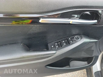 2024 Kia Seltos EX – miniatura 9