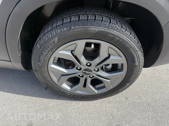 2024 Kia Seltos LX - miniatura 20
