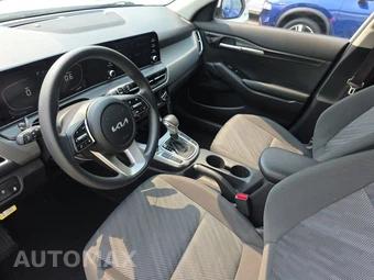 2024 Kia Seltos LX - miniatura 7