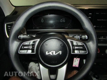 2024 Kia Seltos LX - miniatura 11