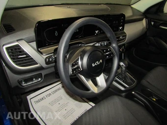 2024 Kia Seltos LX - miniatura 9