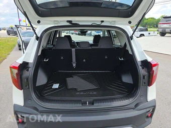 2024 Kia Seltos LX - miniatura 11