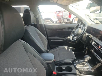 2024 Kia Seltos S – miniatura 8