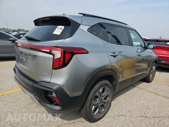 2024 Kia Seltos S – miniatura 4
