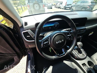 2024 Kia Seltos SX - miniatura 10