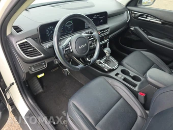 2024 Kia Seltos SX - miniatura 7