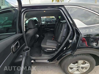2024 Kia Sorento LX - miniatura 13