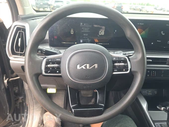 2024 Kia Sorento LX - miniatura 10