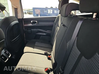 2024 Kia Sorento LX - miniatura 13
