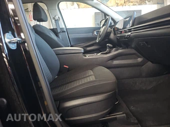 2024 Kia Sorento LX - miniatura 8
