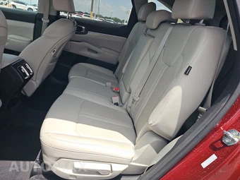 2024 Kia Sorento S - miniatura 13