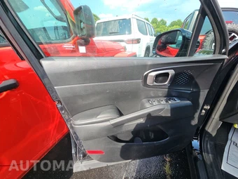 2024 Kia Sorento S – miniatura 9