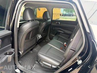 2024 Kia Sorento S - miniatura 11